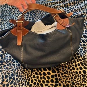 Dooney & Bourke large navy purse